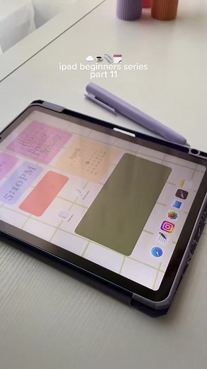 🎓 iPad University Session 11 Did you know you can use scribble in the Notes app? Key Points: ✨ Draw a shape and it will automatically snap to the correct shape ✨ You can write with the pen tool and convert to text by copy and pasting. ✨ You can scribble using the text pen and have your text convert automatically We will see you in Part 12 where we go over some key iPad gestures. #plannerspread #planwithme #ipadapps #2023digitalplanner #ipadplanning #ipadplanner #goodnotes5 #goodnotesplanner #cr