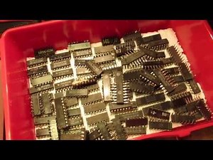 7400 TTL Chip kickstart oscillator logic TTL levels on 1 Hz or higher demo & schematic (no crystal)