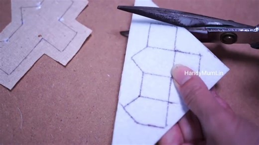 15K views · 337 reactions | "Cozy Handcraft Tutorial: Utilizing Fabric Scraps for Warmth and Style" | HandyMum | Facebook