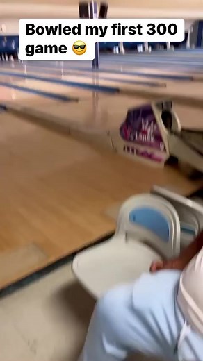 Bowled my 1st 300 game 😎 | Hitman Holla