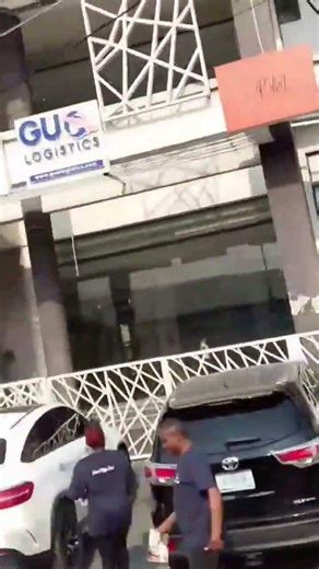 Who see zlatan zttw shop and his Lamborghini urus ❤️ ‪@zlatan_ibile‬