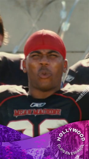 Switowski deja a Dunham fuera del juego en la icónica película The Longest Yard. Mira la película completa aquí: https://bit.ly/3L7oYy9 🎥 Mira más en Sony One: películas para todos en un canal de Prime Video 👉 Brasil: https://www.primevideo.com/sonyonebr México: https://www.primevideo.com/region/na/storefront/subscription/sonyonemx Chile: https://www.primevideo.com/region/na/storefront/subscription/sonyonecl Colombia: https://www.primevideo.com/region/na/storefront/subscription/sonyoneco Argen