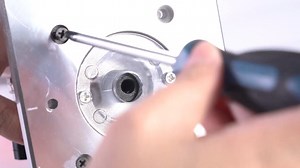 Watch How to install the router plate on Amazon Live