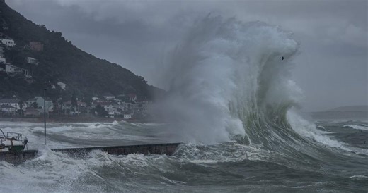 UPDATE | All Western Cape schools closed on Tuesday as severe weather continues