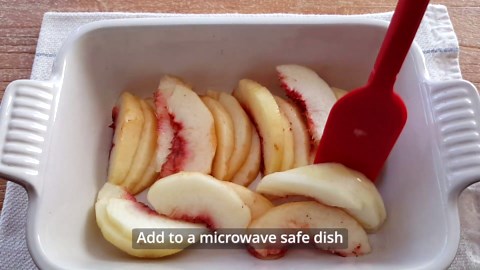 Easy peaches & cream flatbread: Quick breakfast or dessert idea!