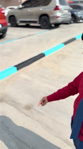 മുസ്സഫയിൽ Paid Parking എങ്ങനെയാണെന്നു അറിയൂ