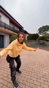 330K views · 15K reactions | Une visite rapide de ma nouvelle maison avant de commencer les travaux Ahahh | Kelly Cruz | Facebook