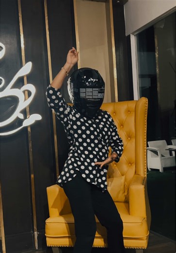 Learn the Latest Dance Moves Inspired by Besos