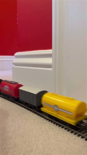 The STAR of tonight’s live stream hauling a long freight train #9f #eveningstar #freighttrain