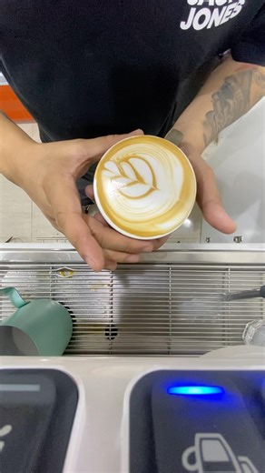 The Sound of Latte Art #asmr #coffee #latteart