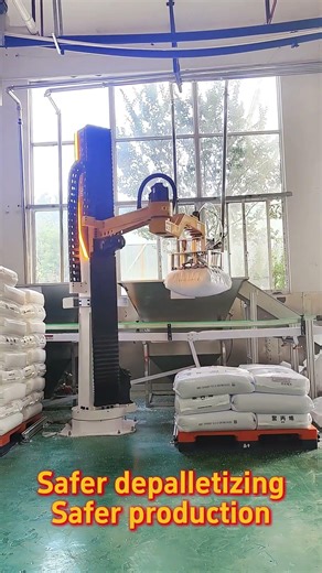 Safer depalletizing, safer production. #palletizer #depalletizer #depalletizing #unpacking #feeding