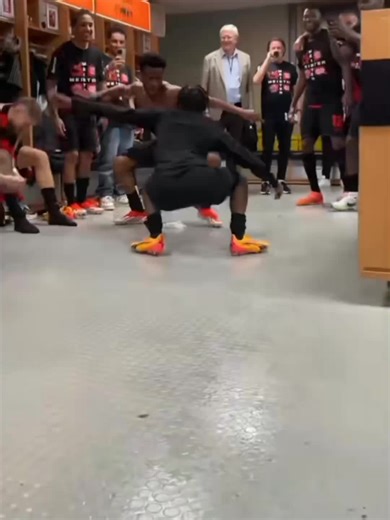 These football dance moves are cool 🕺 #football #footballer #player #fyp #dance
