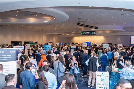 deBanked CONNECT MIAMI Draws 1,100 People, Sets All-Time Record: See Photos Here