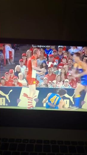 Barry hall punch on Brent steaker