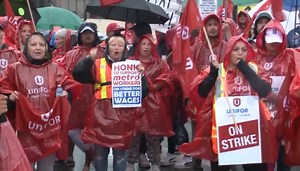 Metro says tentative deal reached with striking grocery workers in Toronto
