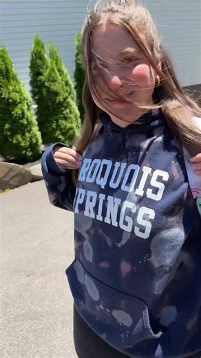 We’re camp counselors… #campcounselor #summercamp #americansummercamp #summer #americansummer #parenttrap #iroquoissprings #sleepawaycamp #fyp #viral #campamerica #bunac #americamp #campleaders @Camp America @Camp Leaders @AmeriCamp @BUNAC