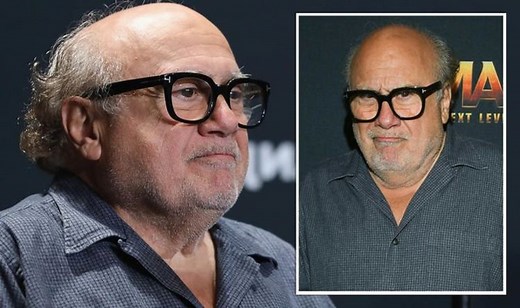 Jonathan Ross Show: Danny DeVito's phone GOES OFF