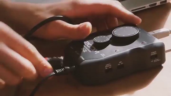 Zoom U-22 Handy Audio Interface