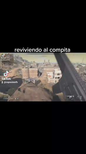 salvando Ami chiquita 😎#viral #warzone #warzoneclips