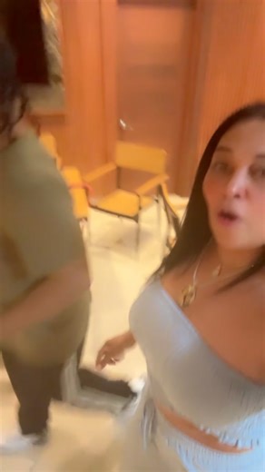 Como deve de ser. No permita k nadie opaque tu tranquilidad