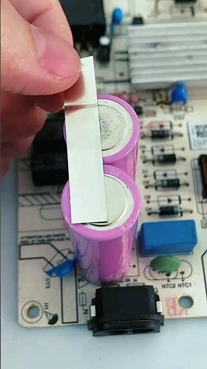 best liquid flux for soldering. #solderingtutorial #solderingtool #solderingiron #diyelectronics