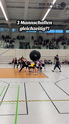 Kennt ihr eine Sportart bei der 3 Team gleichzeitig gegeneinander spielen? 👀 #kinball #kinballbundesliga #sport #fyp #team