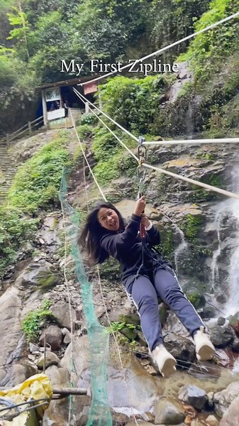 My first zipline experience went from “I can’t do this” to “Can I go again?”