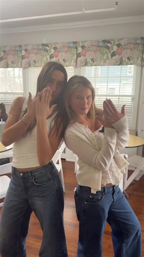 Last day of work week!! So excited to meet everyone tomorrow 💓💓💓#recruitment #alphaphi #cornellaphi