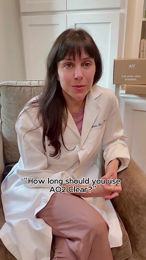 Dr. Valerie's expert advice is here! Join us as she spills all the tea on how to maximize your results with AO2 Clear.Learn how long to stick with AO2 Clear for the ultimate path to radiant, blemish-free skin! ✨ Don't forget to use code 'FALL20' to enjoy an exclusive 20% discount! 🍂🌟 #acnetreatment #acnesolution #expertadvice #dermatologistadvice #acnesolution #cleanskincare #veganskincare #acneproneskin