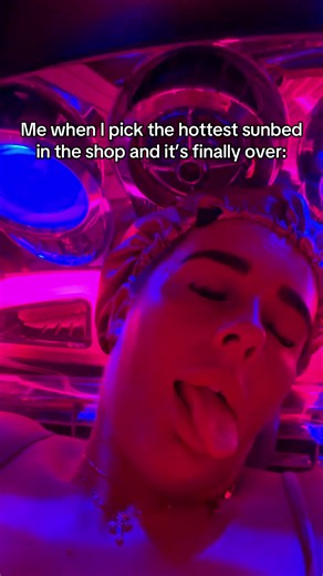 The Megasun older models are ridiculously BURNING HOT🥵 #tan #tanning #tanned #sunbed #sunbeds