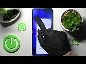 How to Activate One Handed Mode in Samsung Galaxy Z Flip4 - Di...