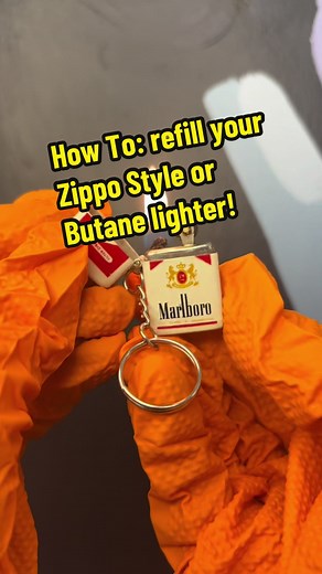 I have been getting this question a lot ! This is a must watch video if you do not know how to fill your lighter ! There are other styles that I will get into, if you all would like ? Comment if this video helped you ! Or what lighter you want me to explain how to fill next ! #vintagelighter #coollighter #howto #histoireduneflamme #howtorefillmylighter #howtofillmylighter #longervideos #lightercollection #lightercollector #fixmylighter #mylighter