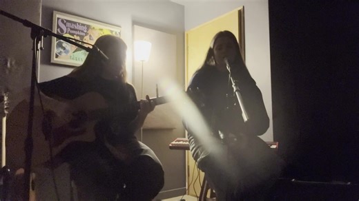 Gigi Perez Covers Billie Eilish - Fable