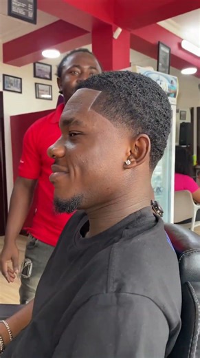 A Masterpiece Right There Get Snippy With Me😌❤️Tel..0241137404 #roddyricch #taperfade