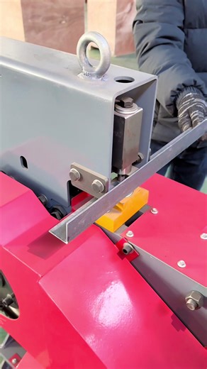 Hydraulic Ironworker: Punching, Shearing, and Bending