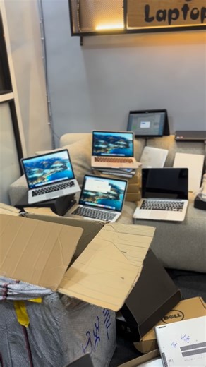 Paris Laptops on Instagram: "🍏 MacBook Pro 13-inch 💻 Processor Intel Core i5 ⚡ 🧠 Memory 8GB RAM – Smooth multitasking 💾 Storage 256GB SSD – Fast boot & quick file access 🖥️ Display 13.3” Retina Display – Clear & sharp visuals 🎨 Graphics Intel Integrated Graphics 🔋 Battery Long lasting battery life ⌨️ Features Backlit Keyboard ✨ Force Touch Trackpad FaceTime HD Camera 📌 Perfect for office work, browsing, online business & everyday tasks."
