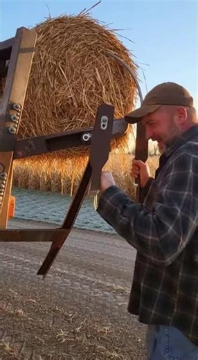 Backyard Hay Fork Lift — #AmericanDIY #FarmLifeUSA #RawVideo