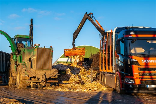 First Task of BMFT1020L Truck Crane | BMF - Baltic Machine Factory