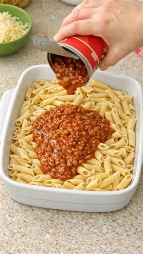 🍝 Easy Baked Penne with Meat Sauce