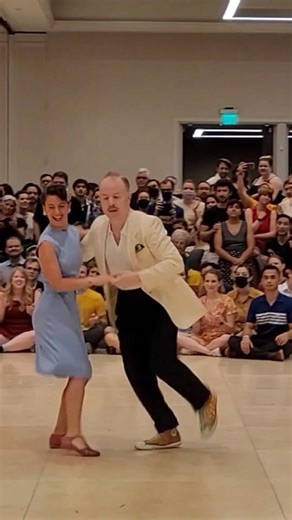 Love these pro dancers Nils and Bianca. Their moves are legendary #dance #joendancer #jitterbug