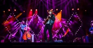 Livestream Billy Strings' Whole 2026 Winter Tour On nugs [Watch]