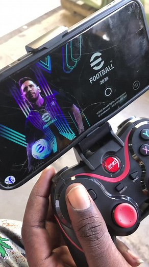 Les manettes sont compatible avec Samsung #efootballmobile2023 #console #gaminvideos #fc24 #jeux #worldcup #game #tik #akn_business
