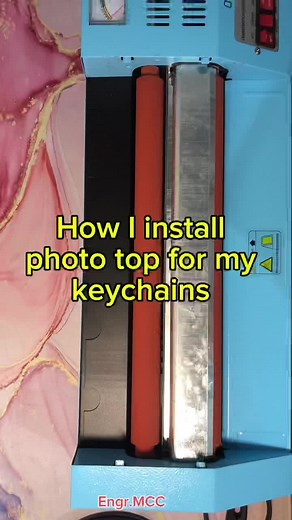 How to Install Photo Tops on Keychains - Easy and Personalized