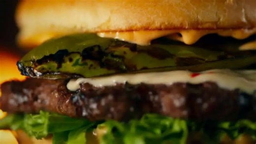 Carl's Jr. Big Char Chile Burger TV Spot, 'Jugar'