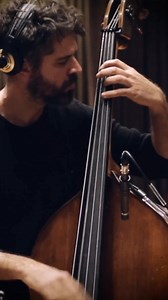 Thank you all for streaming and ordering Latent Info! The live presentations continue, and the next stops are in Spain. Check the schedule—looking forward to seeing you out there: 📍 Sat 22 | Jazz Olot, Olot 📍 Sun 23 | Sunset Jazz Club, Girona 📍 Tue 25 | Jimmy Glass, Valencia 📍 Thu 27 | El Molino, Barcelona Kristjan Randalu - piano Daniel Dor - drums #latentinfo ___________ Selin Celik Music Productions ENJA RECORDS ΠΚmusic | Petros Klampanis