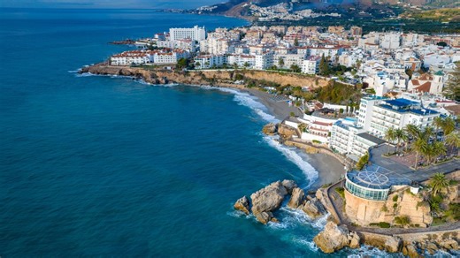 Spain holiday warning as virus outbreak hits hotspot loved before Easter