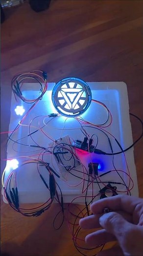 LEDs sfx mini mp3 player Arduino button and boom #IronMan fx