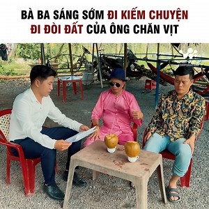 3.1M views · 37K reactions | Bà Ba sáng sớm đã đi kiếm chuyện đòi đất Nguồn: Vua Vịt - Khương Dừa Bản quyền của video này được bảo vệ bởi WeNew Corporation  Nội dung trong video do người có kinh nghiệm thực hiện, không làm theo dưới mọi hình thức #WeNew #KhuongDua #wenewfilm #VuaVit #toinayxemgi | Tối Nay Xem Gì? | Facebook