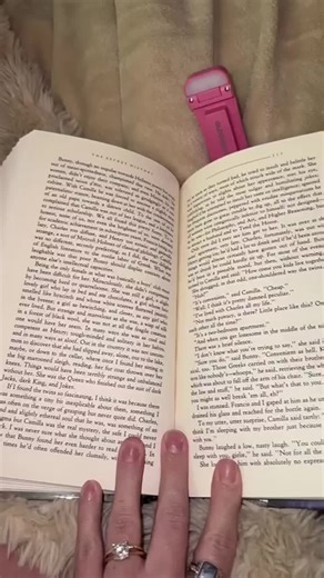 HEEYoo Rechargeable Reading Lamp 9 LED Beads 3 Colors 5 Brightness Blue Light Filtering Flicker-Free 80 Hours Battery Type-C Fast Charging Eye Protection Clip Holder #electronics #flashlight #homelighting #longlastinglighting #hometech #lightupdiffuser #smartnightlights #nightlightcharger #wirelessledlights #trendinglamps