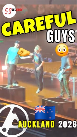 Emily Tries to Hit👊 Three Guys!😁 #linkinpark #emilyarmstrong #fun